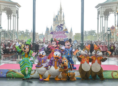 【TDR35周年】開園記念日にセレモニー開催！35年前のメモリアルな場所で：東京ディズニーリゾート特集